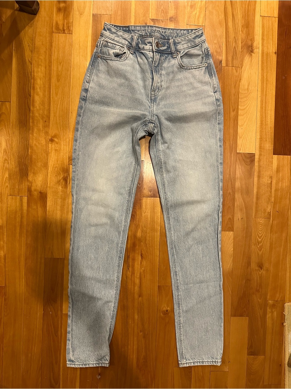 American Eagle Mom Jeans Womens 00 Long Light Wash High Rise Straight Leg
